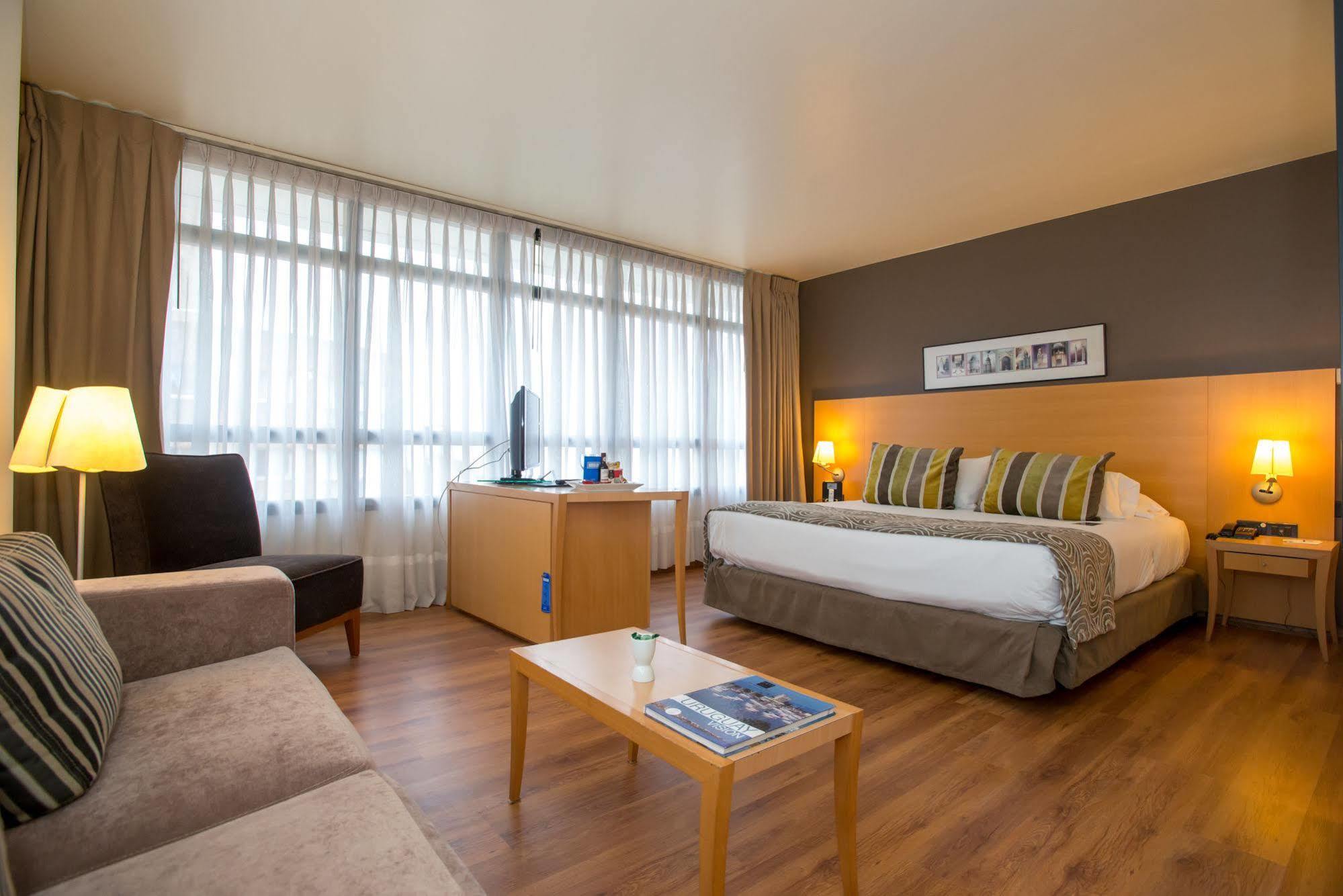 Tryp Montevideo Hotel Eksteriør billede