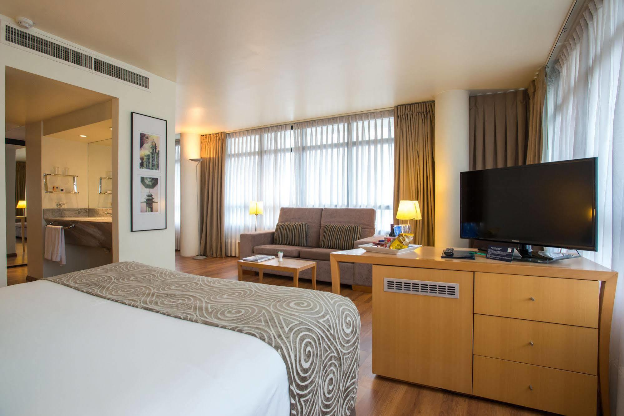 Tryp Montevideo Hotel Eksteriør billede